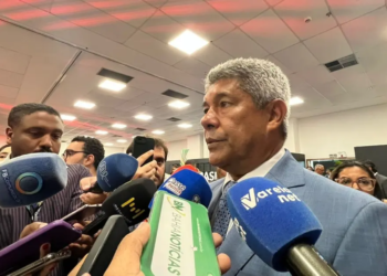 Jerônimo desconversa sobre reforma do secretariado, mas garante iniciar 2025 com novos ajustes no governo