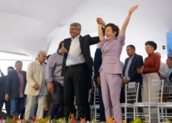 Jerônimo aguarda CEO da BYD para início de produção em Camaçari