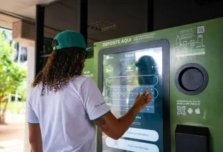 Descontos na conta de luz: bairros de Salvador recebem ação itinerante