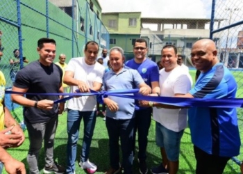 Salvador chega a 73 campos com grama sintética após nova inauguração