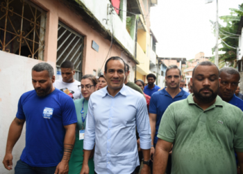 Prefeitura entrega requalificação de canal e pavimentação de seis ruas em Fazenda Coutos