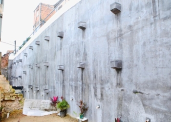 Prefeitura entrega contenção de encosta no bairro de Plataforma