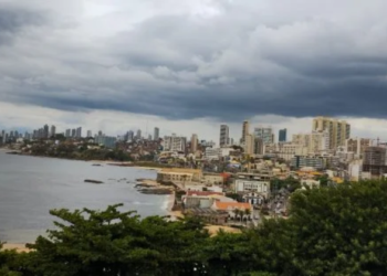Fim de semana em Salvador terá variação de nuvens e chance de chuva