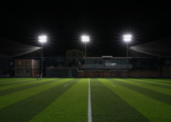 Prefeitura renova contrato com empresa de manutenção de quadras e campos