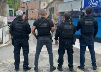 Polícia Civil prende suspeitos de sequestro em shopping de Salvador