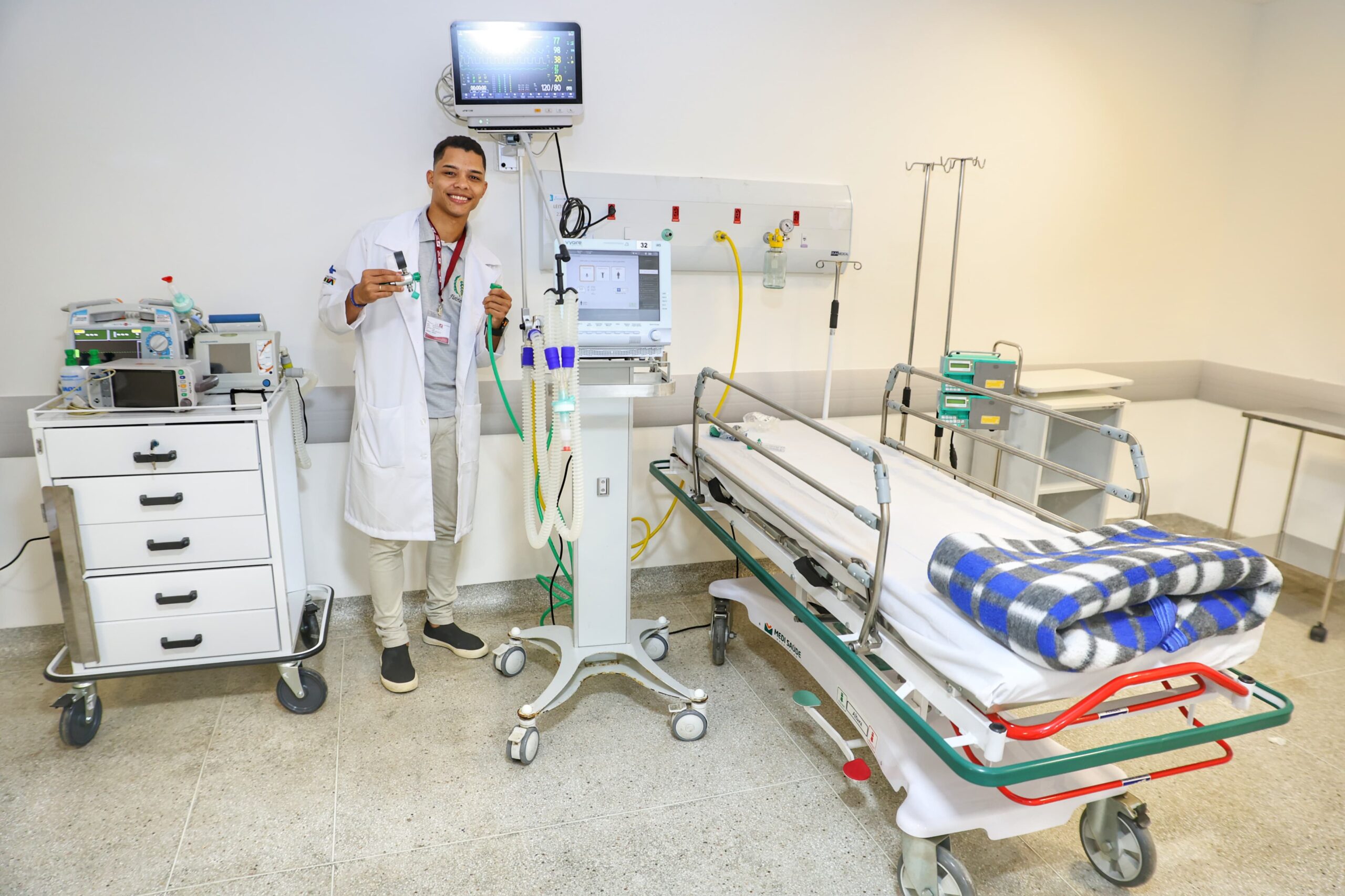 Governo da Bahia oficializa estadualização do Hospital Dom Antônio Monteiro e anuncia construção de novas unidades de saúde em Senhor do Bonfim