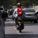 Motociclista fica ferido após cair na Ligação Lobato-Pirajá