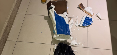 Imagem de Santa Dulce dos Pobres é destruída dentro de igreja em Salvador