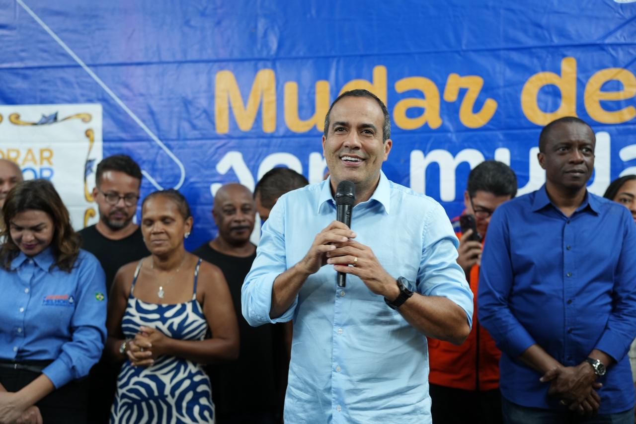 Prefeitura entrega 133 casas requalificadas pelo Morar Melhor na Engomadeira